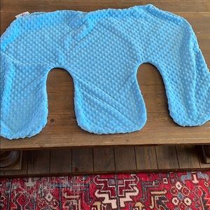 Twin z blue pillow cover